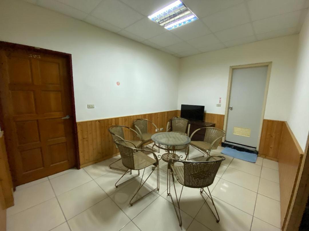 Xiao Gu Homestay Taitung Ngoại thất bức ảnh
